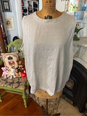 Bob Mackie Silver Sleeveless Shimmer Knit Top